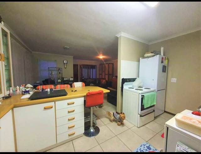 2 BEDROOM HOUSE FOR SALE IN BELLVILLE CENTRAL
